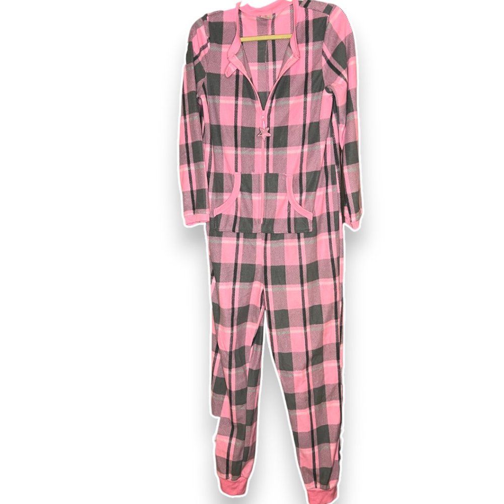 Secret Treasures Onesie SUPER Comfy & warm Size Medium